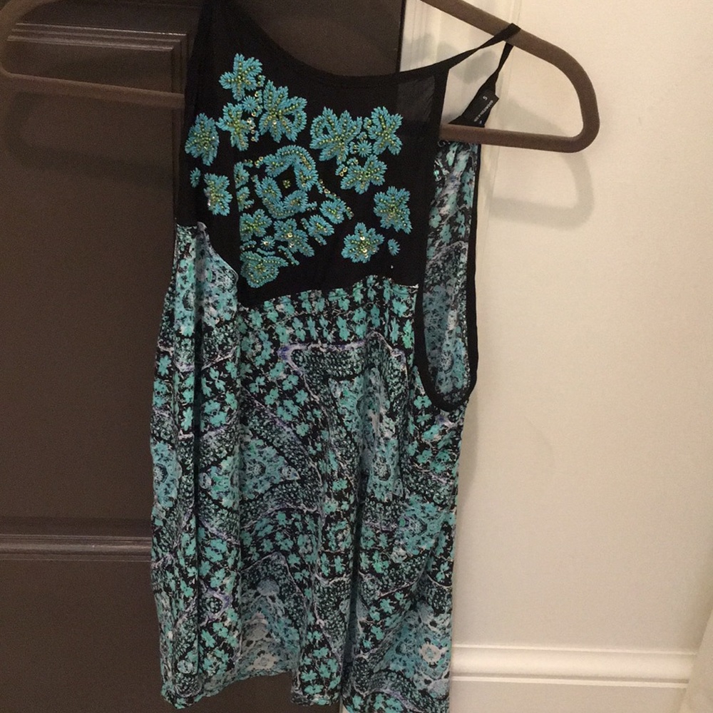 Colorful print tank